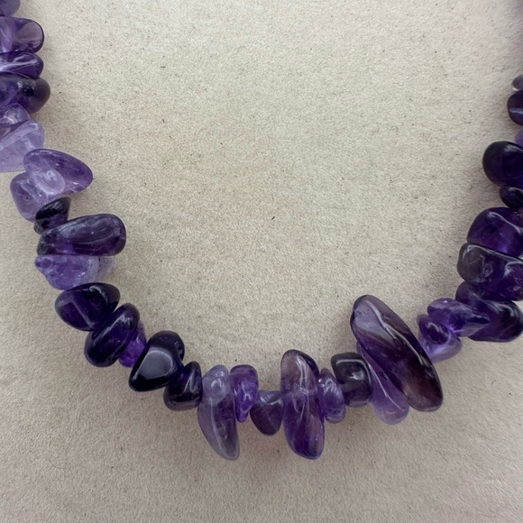 Amethyst Chips Beaded Necklace with Gold Tone Hardware - Picture 3 of 14
